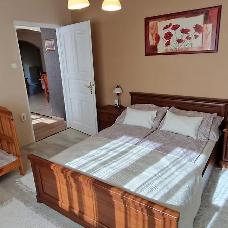 Apartamento Tamási *