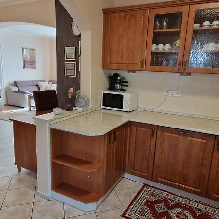 Apartment Tamasi *